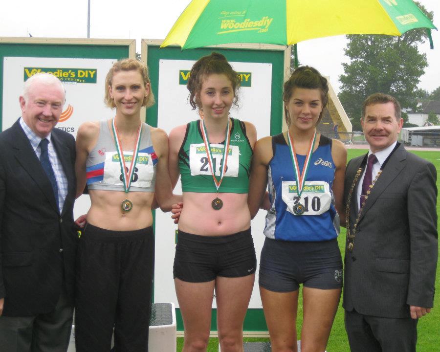 Emily Rogers (on the right) at Irish Senior Championships (Santry, July 2012)